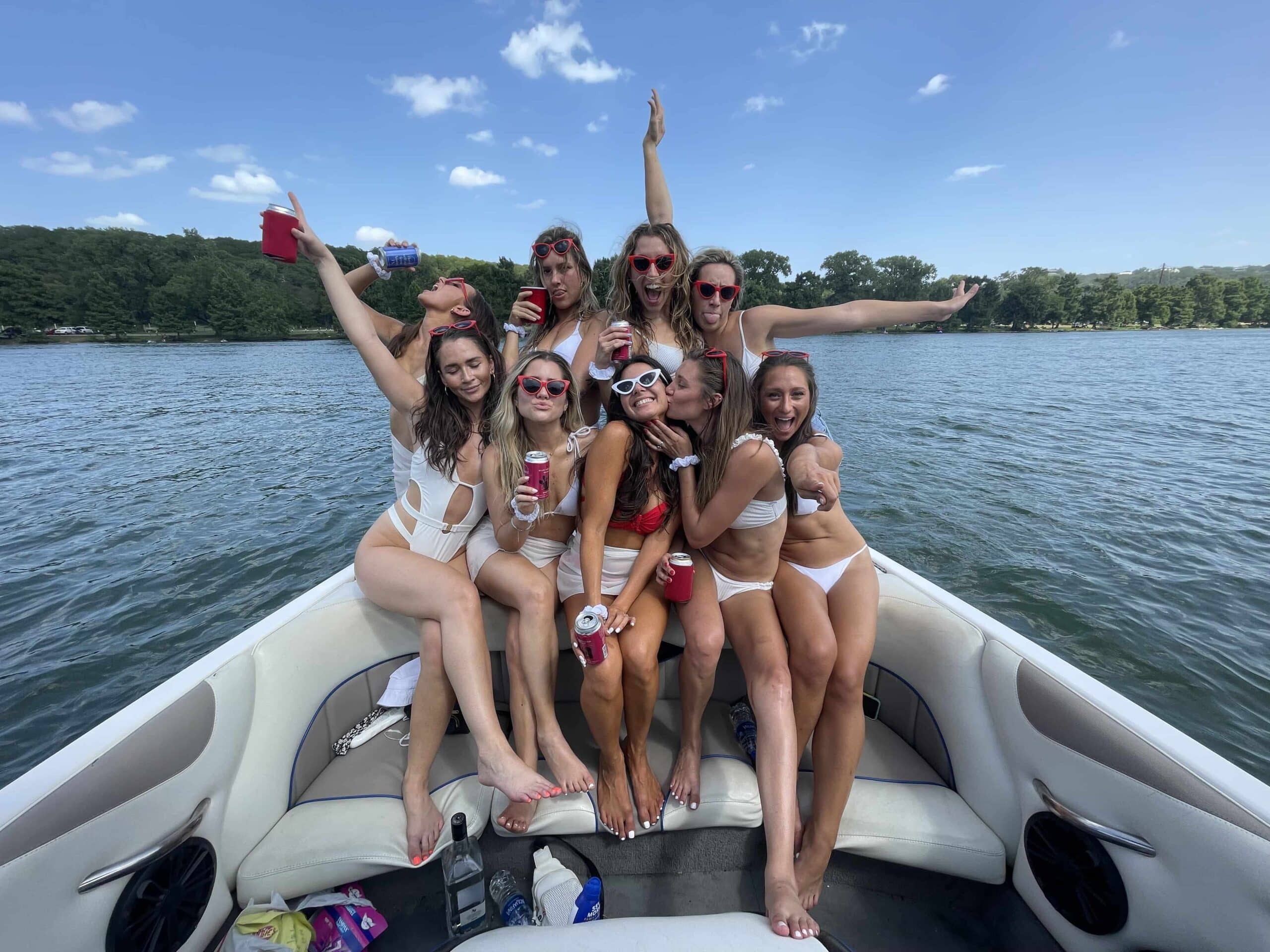 Lake Travis Bachelorette Party Boat Rental