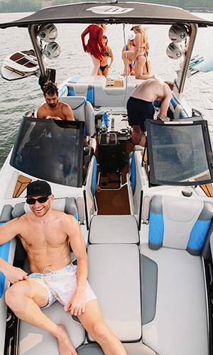 austin bachelorette party boat rental