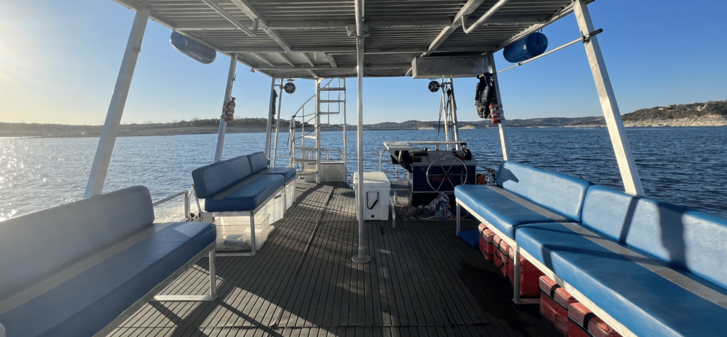 boat rental with captain lake travis