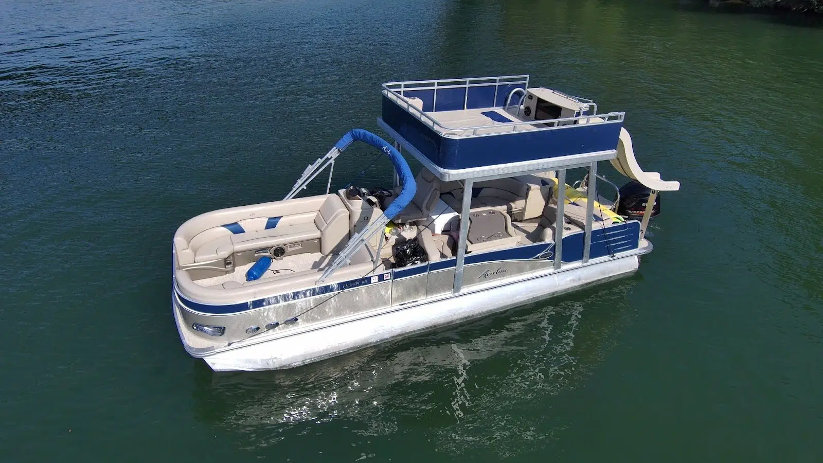 How Does Boat Seating Layout Impact Your Group’s Comfort Experience