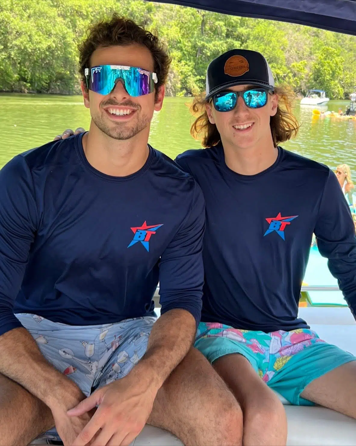 What Makes Captained vs Non-Captained Rentals Feel Completely Different